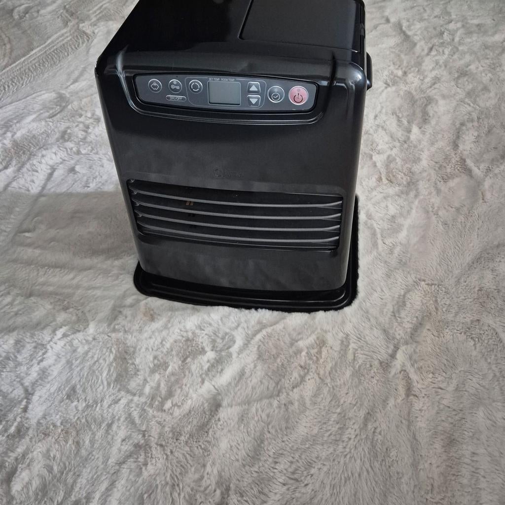 Laserkachel Qlima, Huis en Inrichting, Kachels, Overige brandstoffen, Petroleumkachel, Ophalen of Verzenden, Zo goed als nieuw