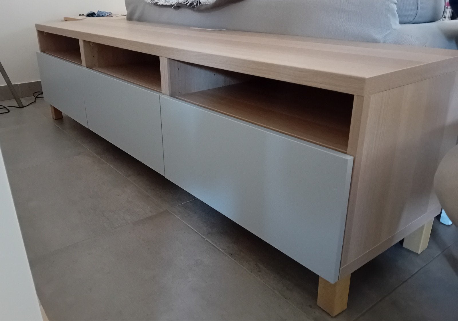 Meuble tv 180 cm Ikea Besta, Maison & Meubles, 25 à 50 cm, Moins de 100 cm, Comme neuf, Enlèvement