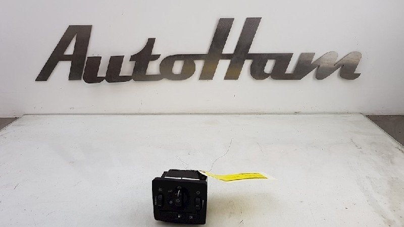 INTERRUPTEUR D'ECLAIRAGE V50 (MW) (|30739298|30669734|), Dhr. J. Ham, Administratie@autoham.nl, Nijkerkerstraat 27a 27a
3821 CD  AMERSFOORT, NL