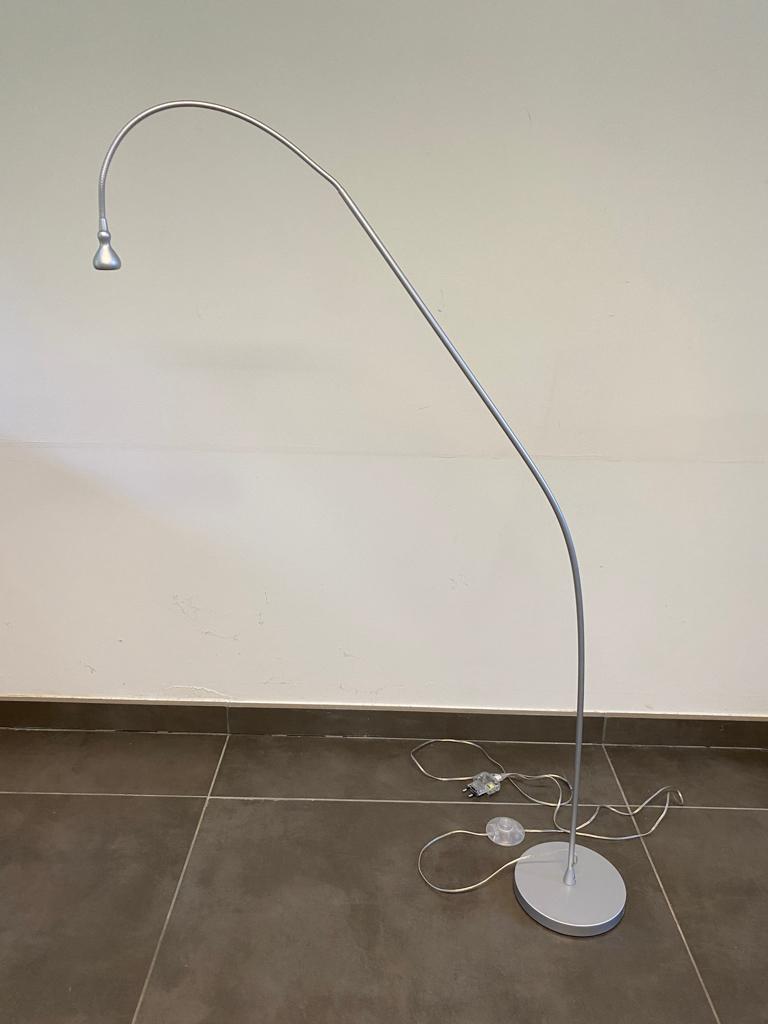 Lampe sur pied flexible grise, Enlèvement, Utilisé, Métal, 100 à 150 cm