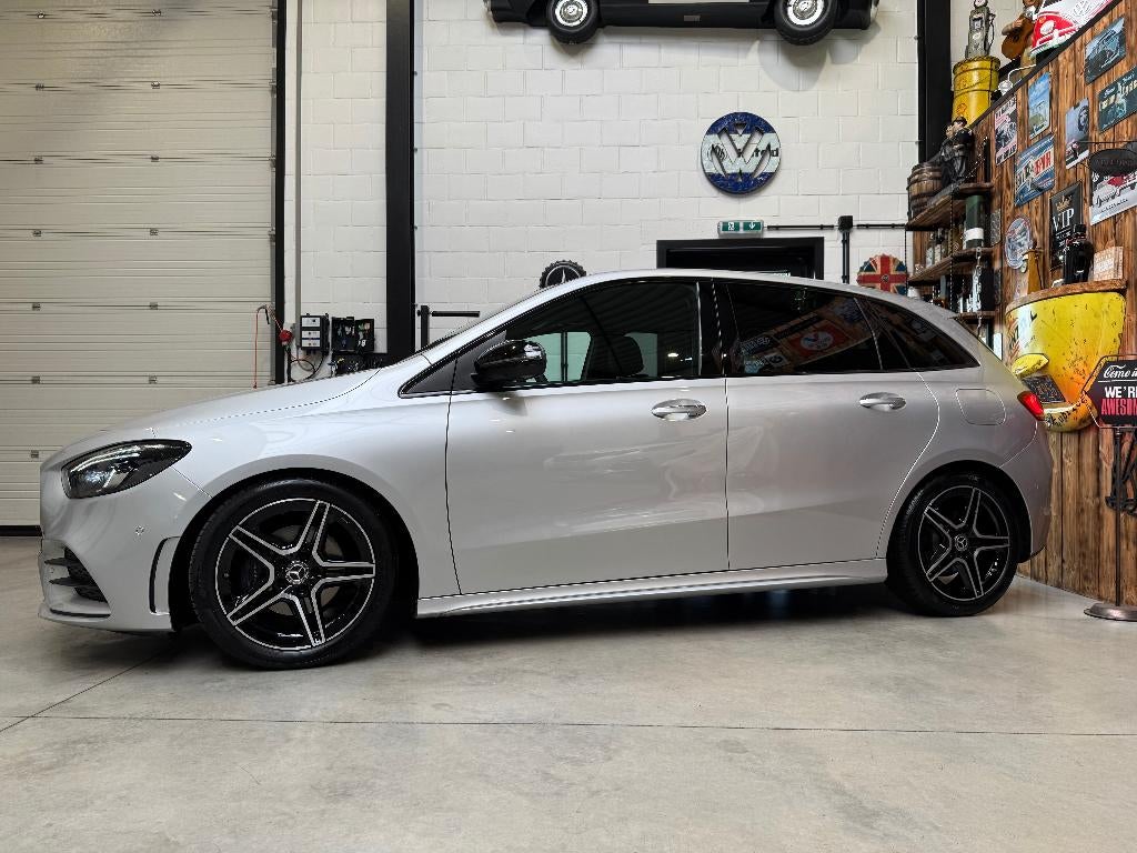 MERCEDES B180 benzine - AMG-LINE - AUTOMAAT - 12M.GARANTIE -, Auto's, USB, Monovolume, 4 cilinders, Leder