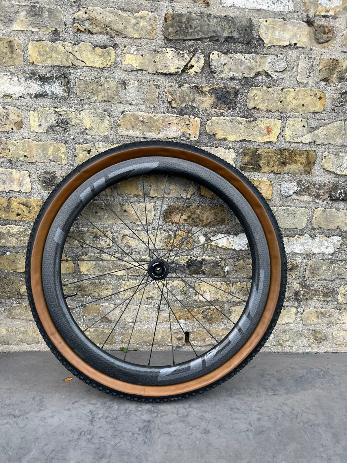 Zipp gravel wielen, Ophalen