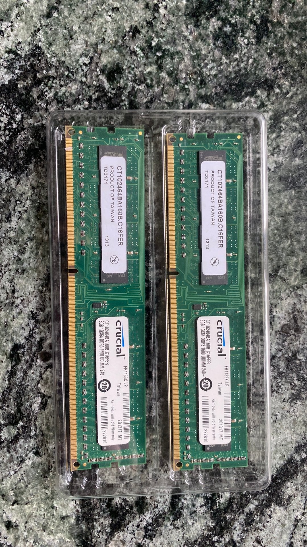 2 x 8GB Ram Crucial DDR3 1600mhz, Computers en Software, Ophalen, Zo goed als nieuw, DDR3
