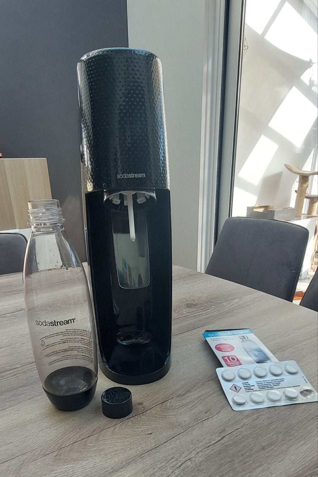 sodastream
---sodasttr
Nooit gebruikt, als nieuw.”, Enlèvement