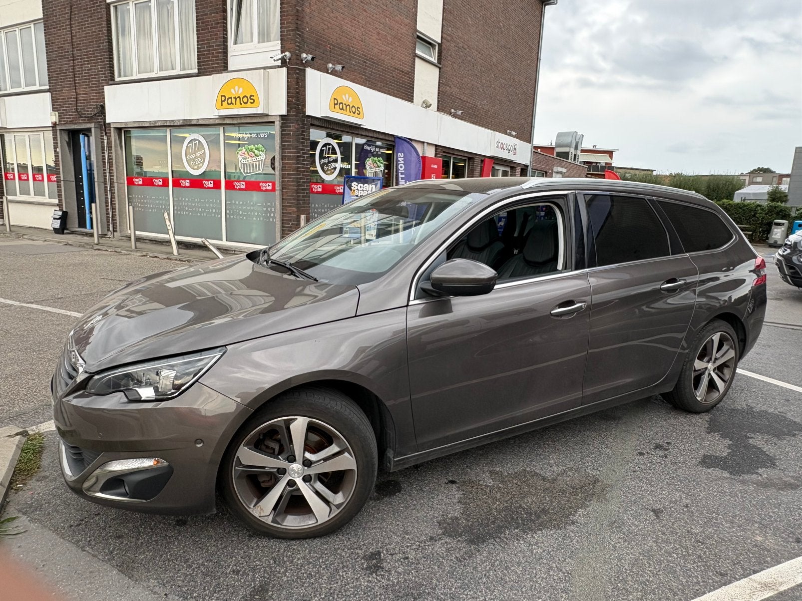 Peugeot 308 break 1.2 benzine !, Auto's, Voorwielaandrijving, Leder, Particulier, Panoramadak