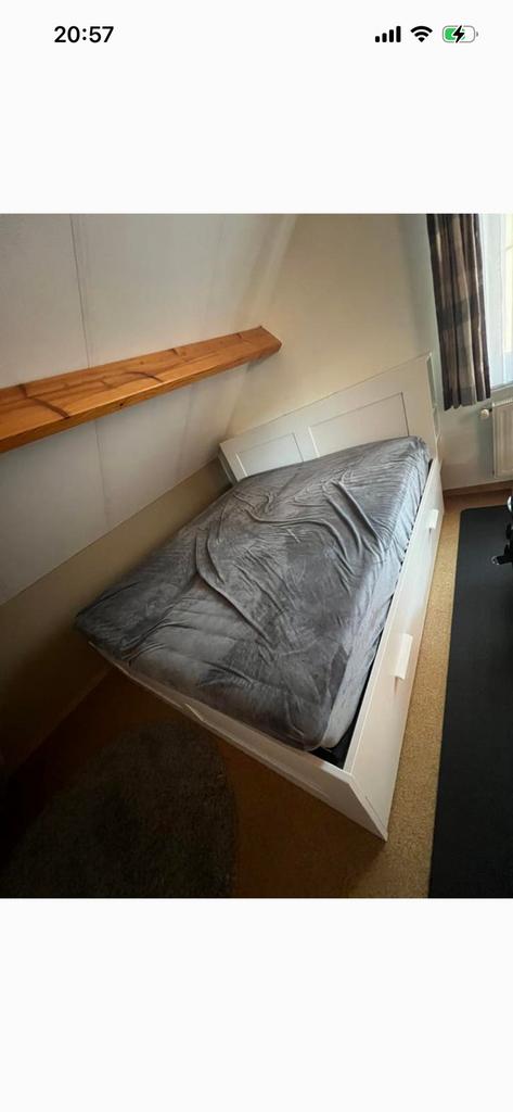 Bed ikea, Huis en Inrichting, Slaapkamer | Bedden, Ophalen, Wit, 180 cm, 220 cm