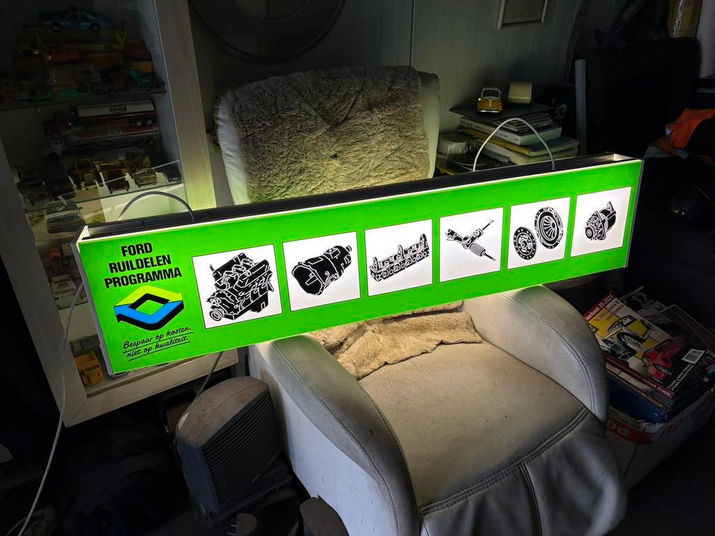 Lichtbak reclame Ford, Ophalen, Zo goed als nieuw, Reclamebord