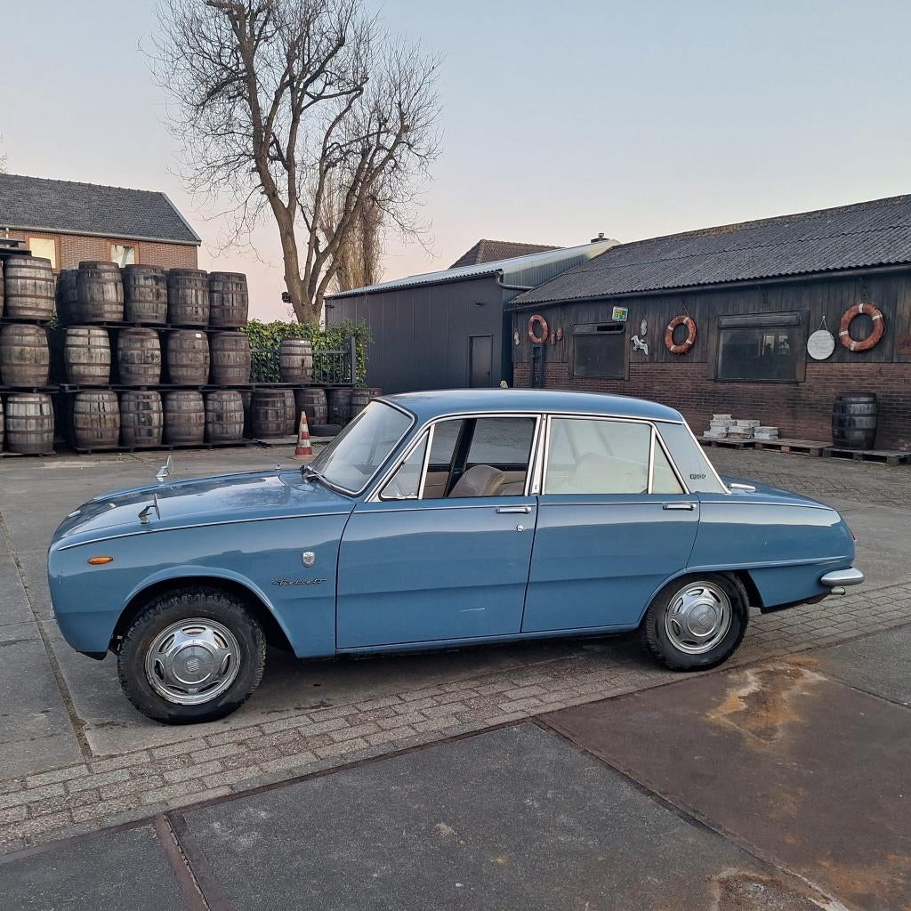 ISUZU,BELLETT,1500,1968,ZELDZAAM, Autos, Achat, 4 portes, Entreprise, Berline