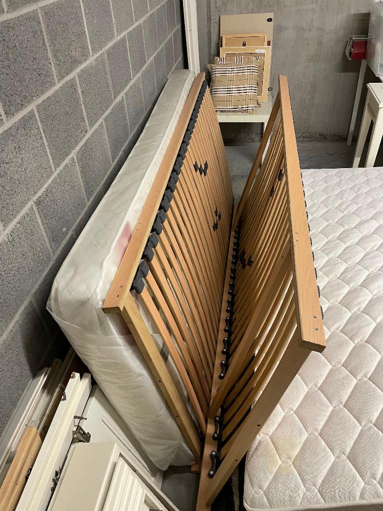 2 eenvoudige lattenbodems en 3 matrassen, Huis en Inrichting, Slaapkamer | Matrassen en Bedbodems, Ophalen, Gebruikt, 90 cm, Eenpersoons