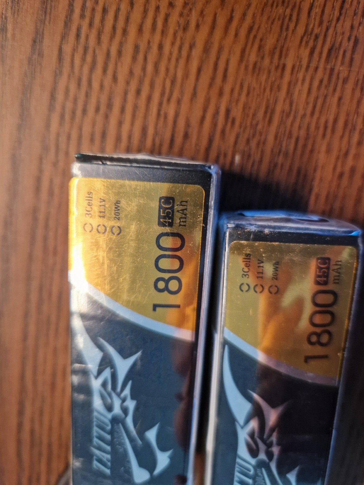 tattu lipo 3s 1800mah for drone or car rc, Audio, Tv en Foto, Accu's en Batterijen, Ophalen of Verzenden, Zo goed als nieuw