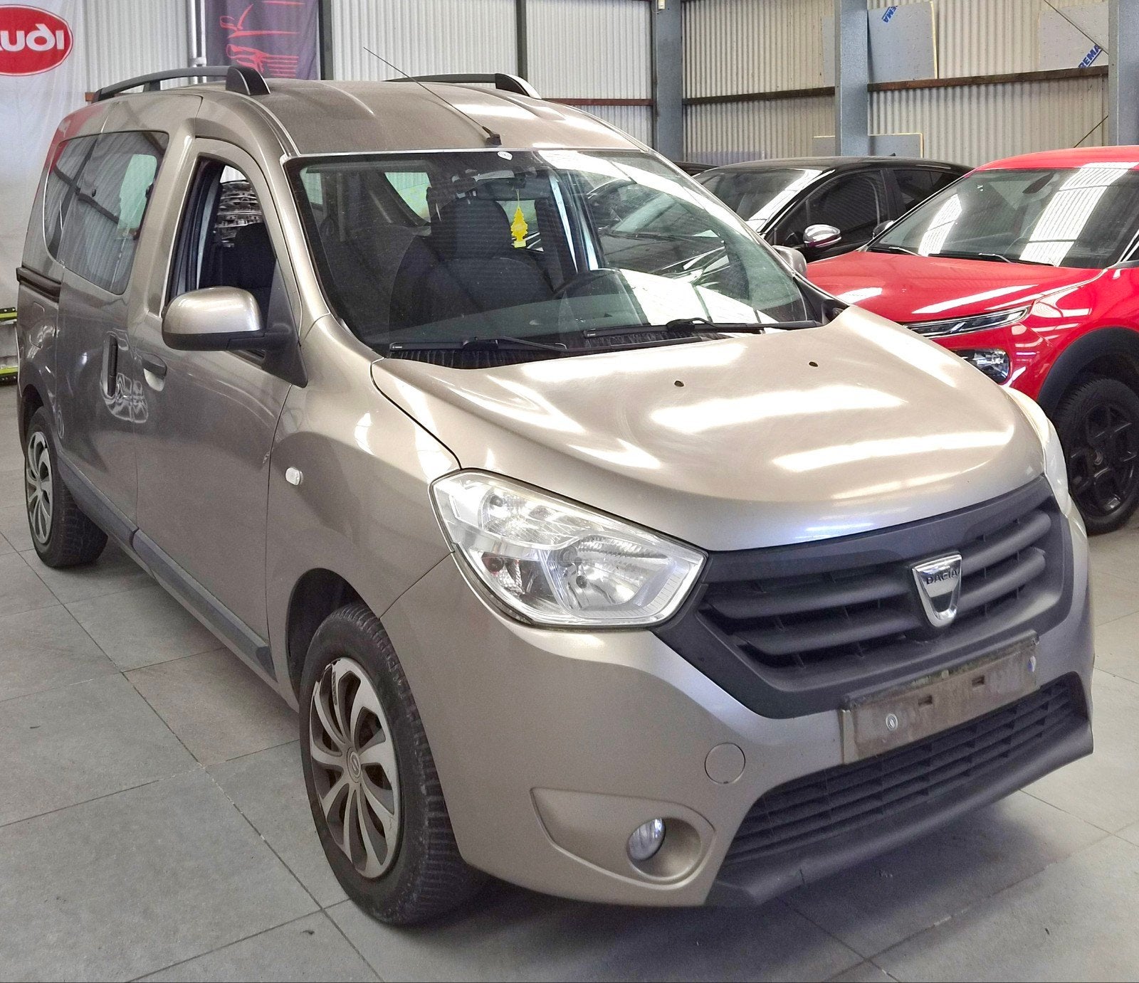Dacia dokker, Autos, Dacia, Euro 5, Achat, 6 portes, USB