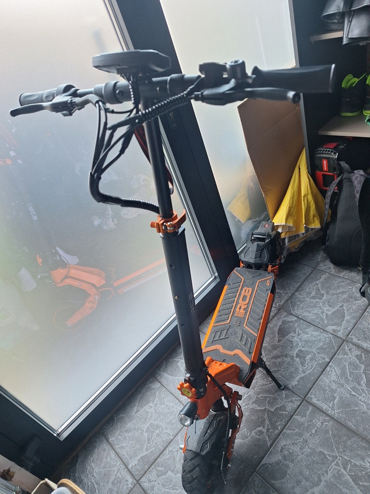 step rcb, Fietsen en Brommers, Ophalen, Zo goed als nieuw, Elektrische step (E-scooter), RCB