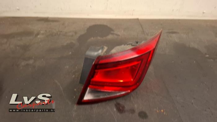 Feu arrière droit d'un Seat Leon, -, 3 mois de garantie, Utilisé, -
