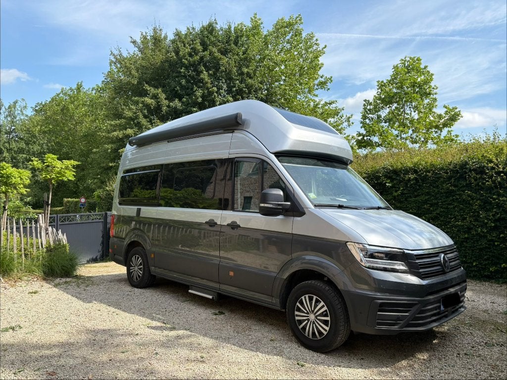 VW grand California 600 FULL Options 21.000 km, Caravanes & Camping, Camping-car Accessoires, Utilisé, Enlèvement