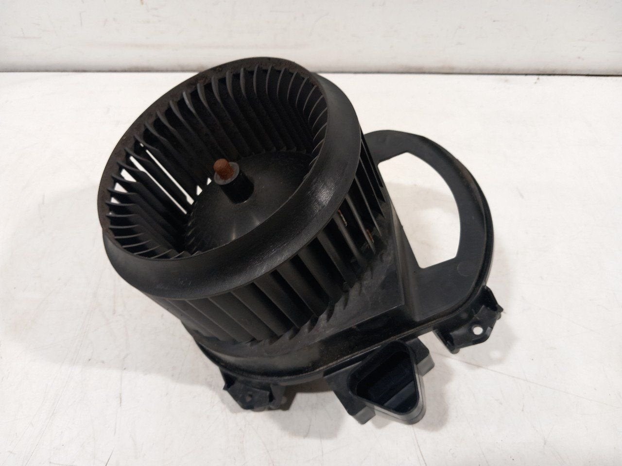 Kachel ventilator motor Mercedes-Benz B-Klasse, Onderdelen@venauto.nl, Van der Ven Autorecycling B.V., Gebruikt, Ettenseweg 76, 4706 PB Roosendaal, The Netherlands