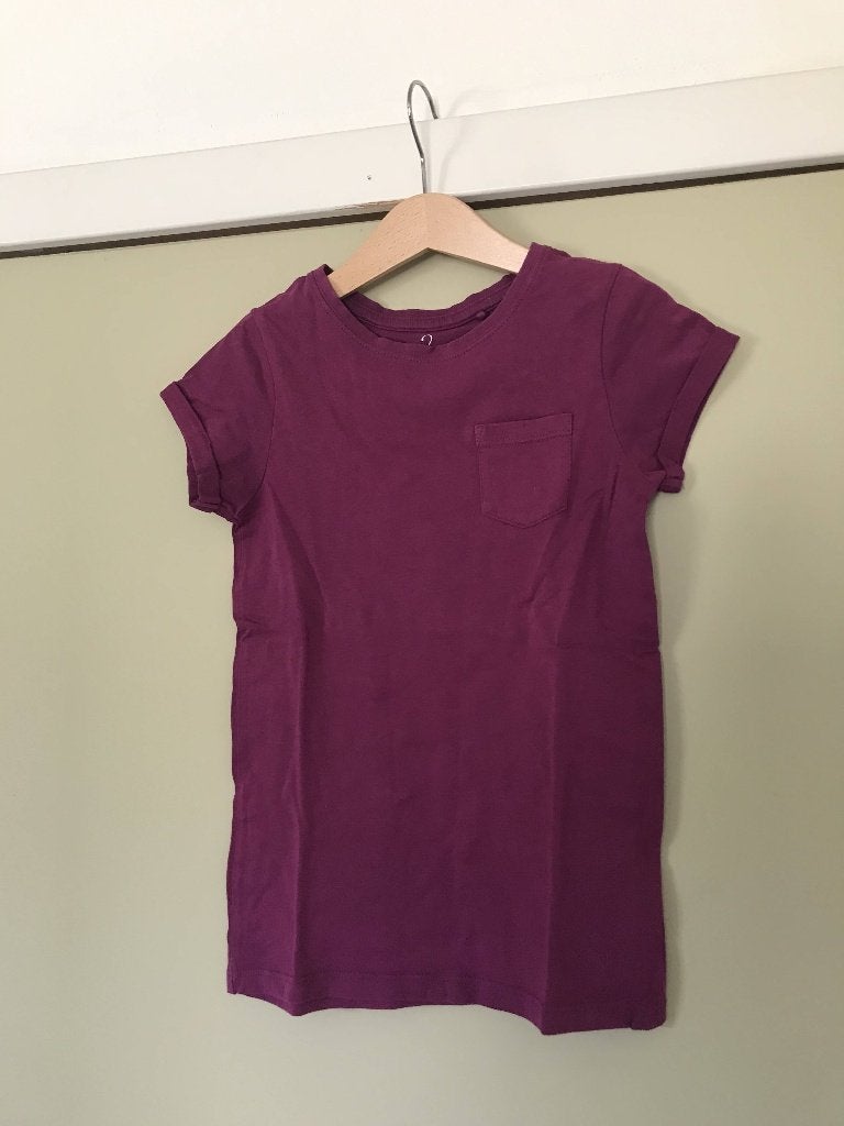 Paars Next t-shirt, maat 128, Verzenden, Jongen of Meisje, Zo goed als nieuw, Shirt of Longsleeve