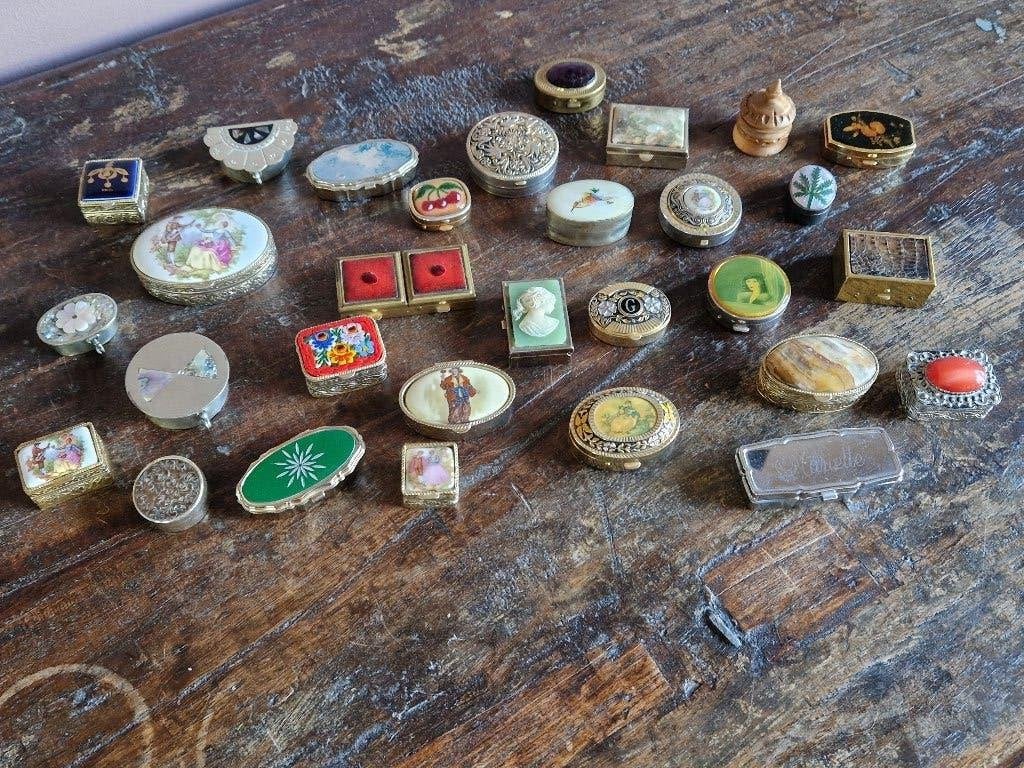 Vintage Verzameling Pillendoosjes, Antiek en Kunst, Curiosa en Brocante, Ophalen of Verzenden