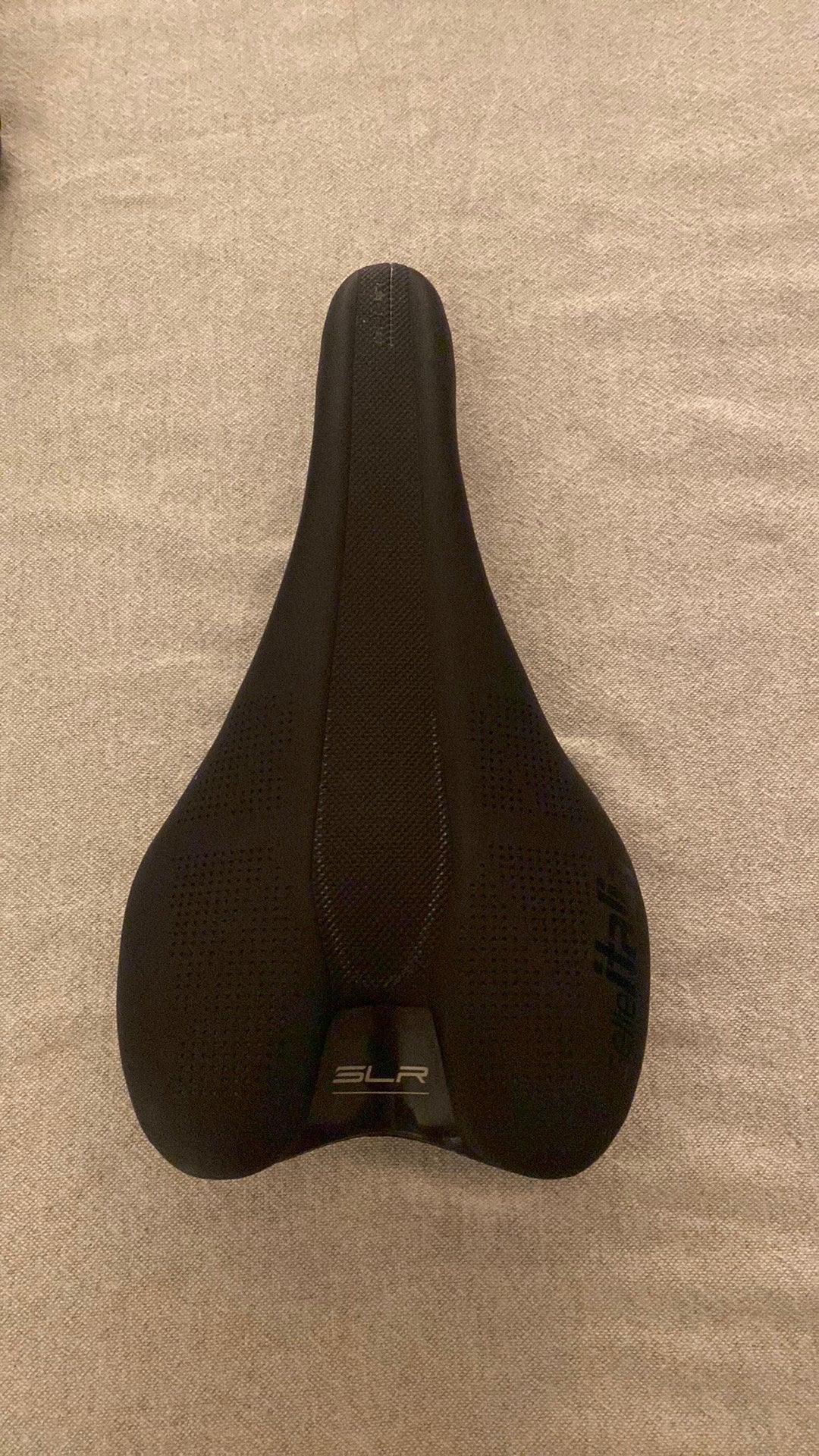 Selle Italia SLR Boost Carbon, Vélos & Vélomoteurs, Neuf, Selle, Enlèvement, Gravelbike