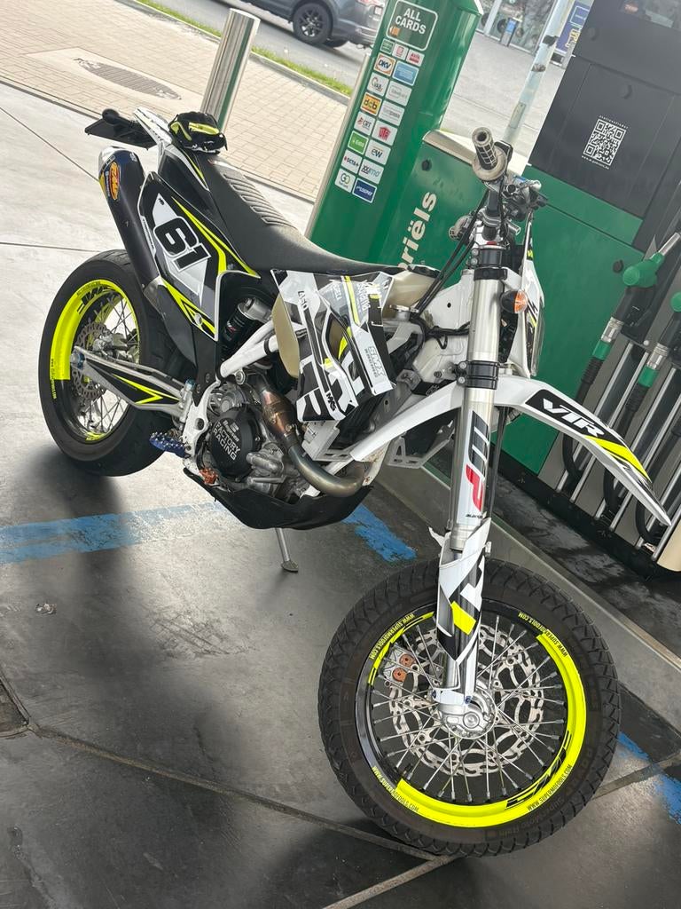 Husqvarna FE450 Supermoto, Motoren, Particulier, SuperMoto