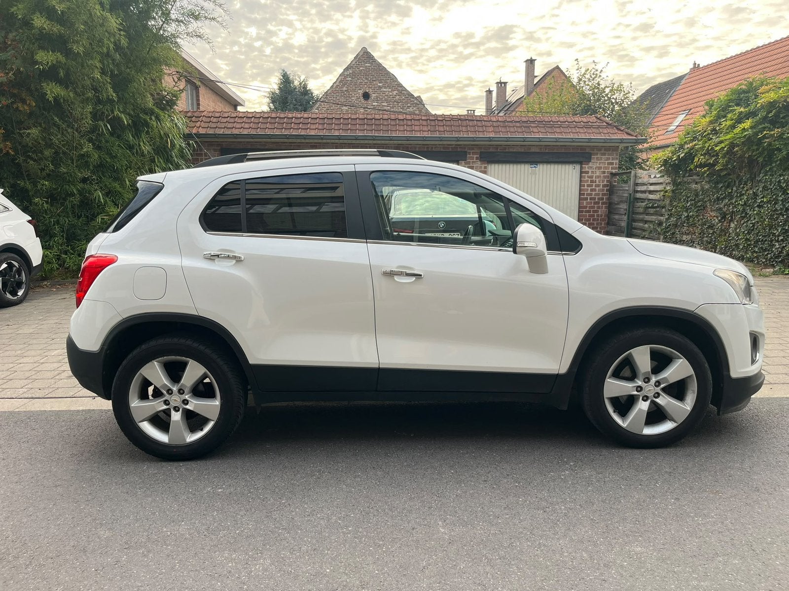 Chevrolet trax 1.7 cdti 4x4 71000 km 1e hands 12/2013, Auto's, Euro 5, Lederen bekleding, Zwart, 4 cilinders