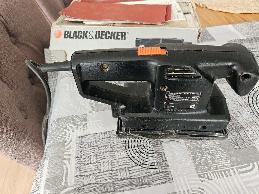Schuurmachine Black&Decker verkocht, Doe-het-zelf en Bouw, Gereedschap | Schuurmachines, Ophalen, Gebruikt
