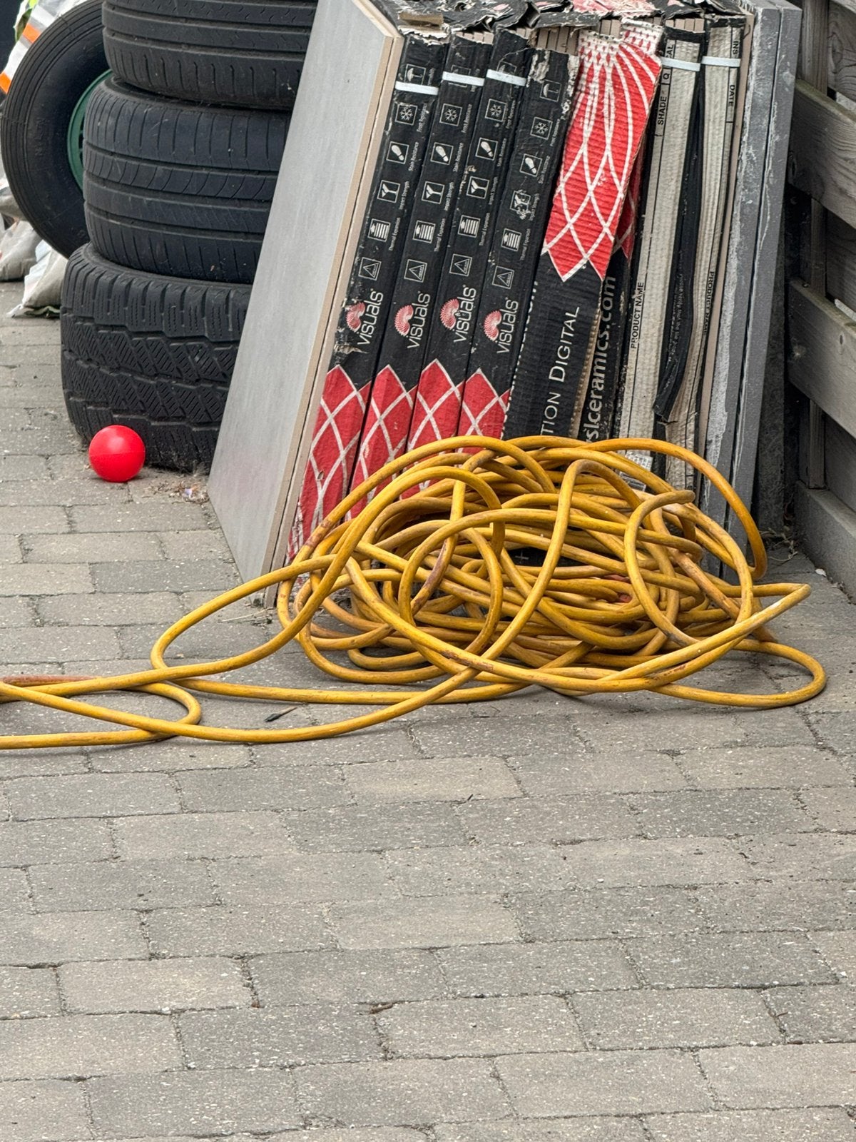 Verlengkabel 30 meter  3x2.5, Doe-het-zelf en Bouw, Elektriciteit en Kabels, Ophalen, Gebruikt