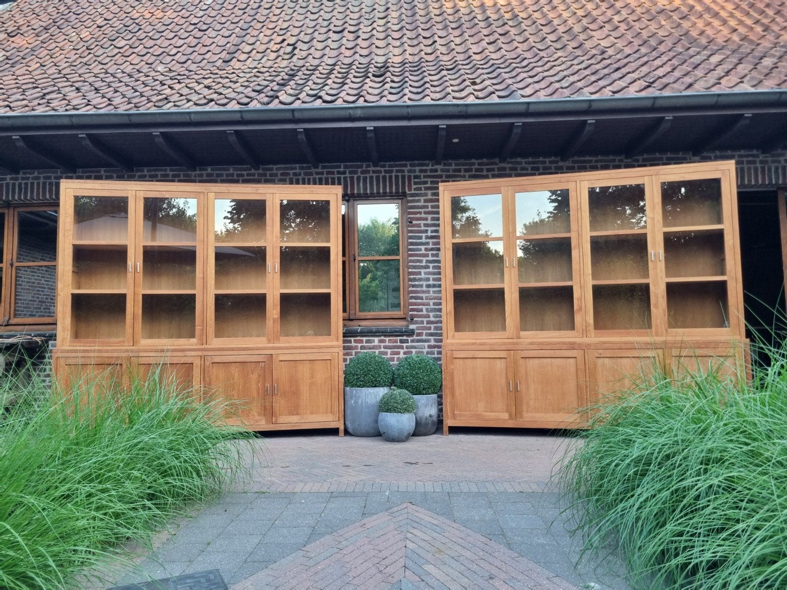 2x Teak buffetkast/vitrinekast art 147/26, Teck, 25 à 50 cm, ., Comme neuf