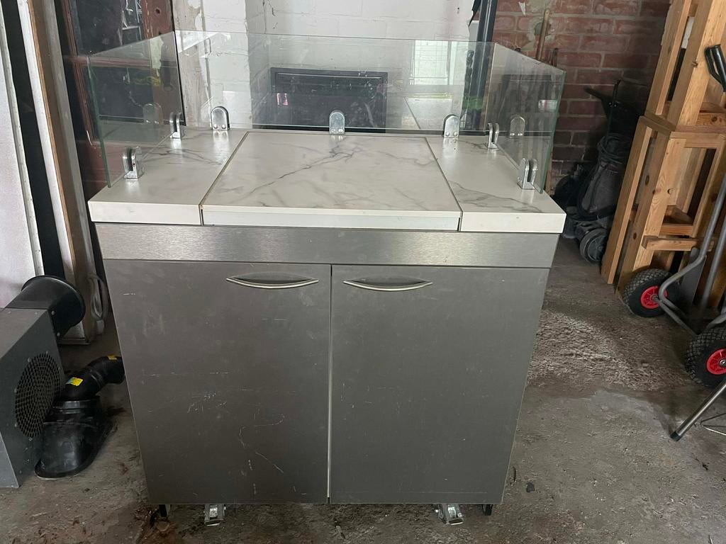 Kast, Ophalen, Zo goed als nieuw