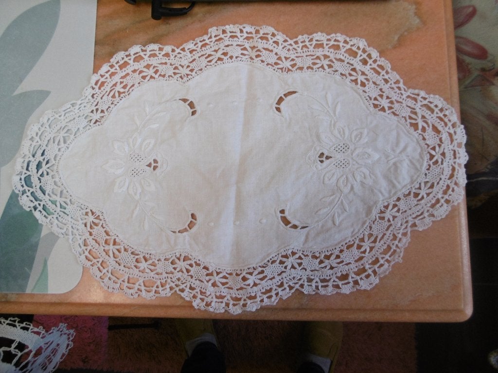 vintage onderlegger met kant als nieuw, Antiek en Kunst, Ophalen of Verzenden
