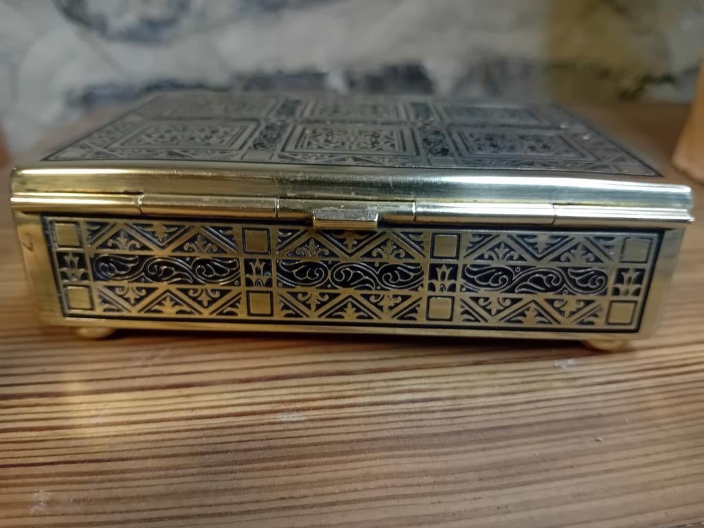 Erhard & Söhne Art Deco postzegeldoos - Messing, Verzenden