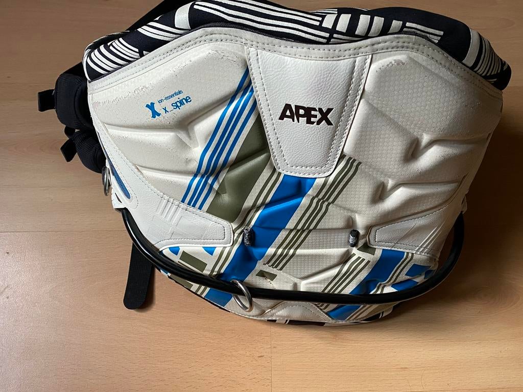 Kite heuptrapeze ION met leach, Watersport en Boten, Kitesurfen, Ophalen, Kite