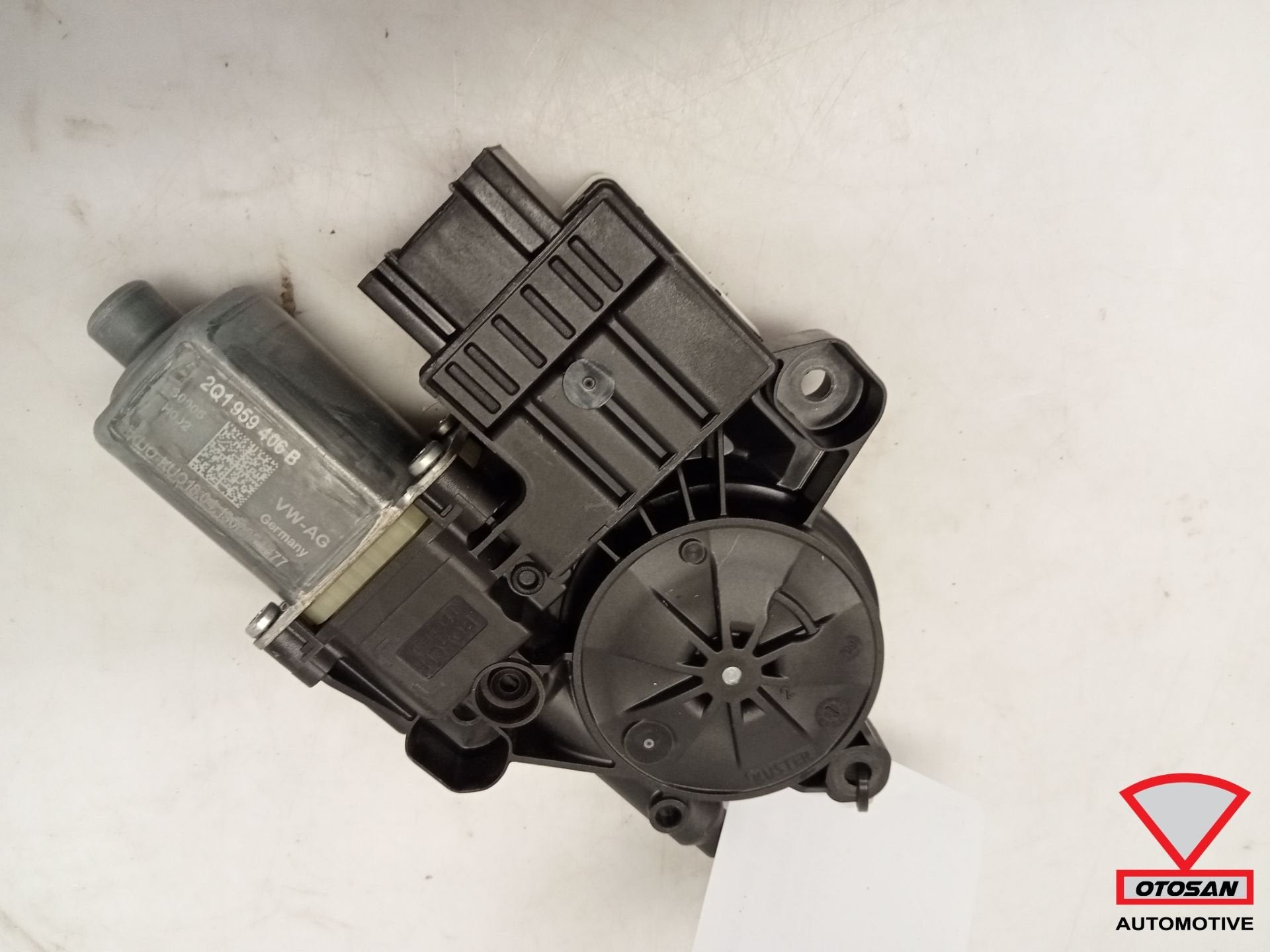 VW Seat Skoda Audi VAG Raammotor Rechts Voor 2Q1959406B, Gebruikt, Volkswagen, Volkswagen AG, Vw@volkswagen.de