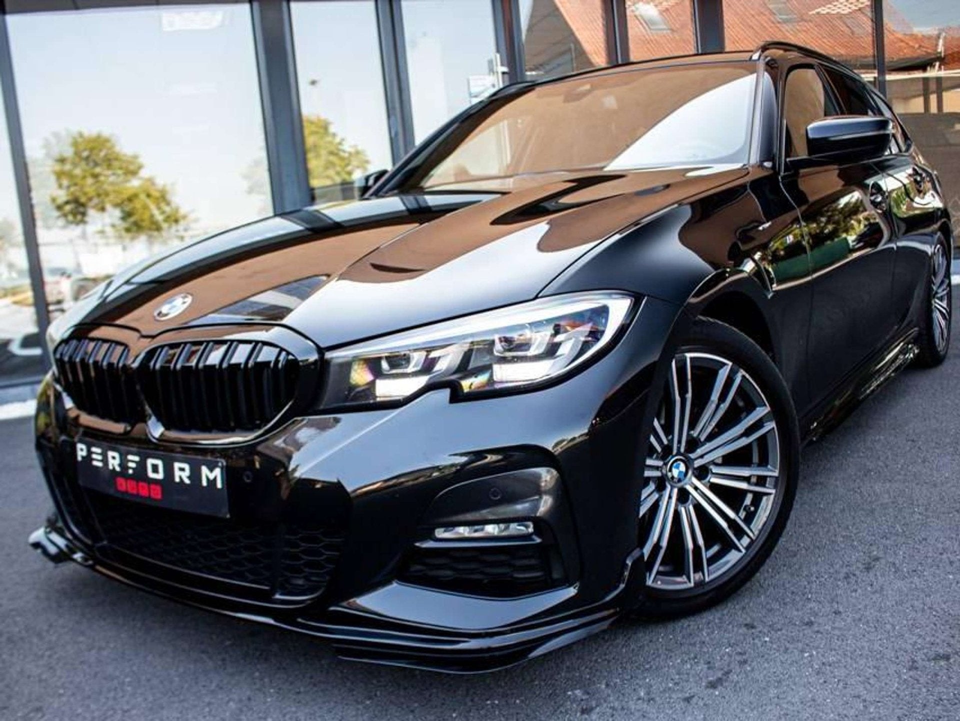 BMW 320 iAS*TOURING*M-PACK*TREKHAAK*AMBIENT LIGHT*, Autos, Achat, Entreprise, https://public.car-pass.be/vhr/7af8668f-1e3f-427d-bac2-a13b060dc668