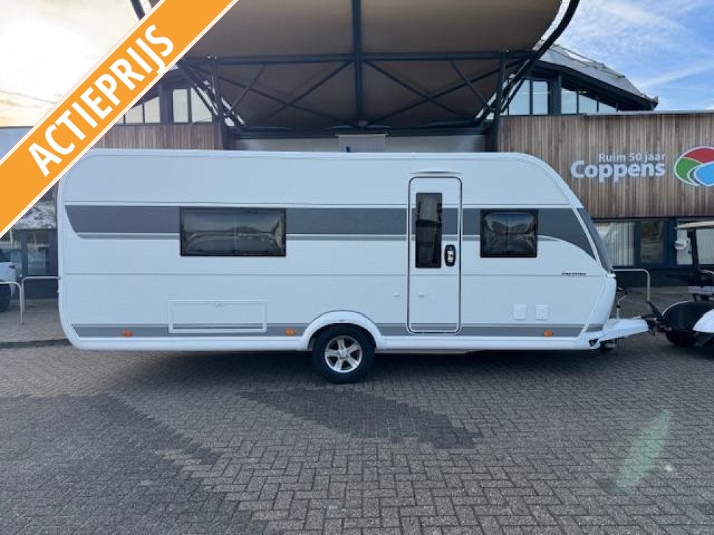 Hobby Prestige 560 WLU 2026 &euro; 3.617,- KORTING!, Caravans en Kamperen, Caravans, 2 aparte bedden, Rondzit, Hobby, 6 tot 7 meter