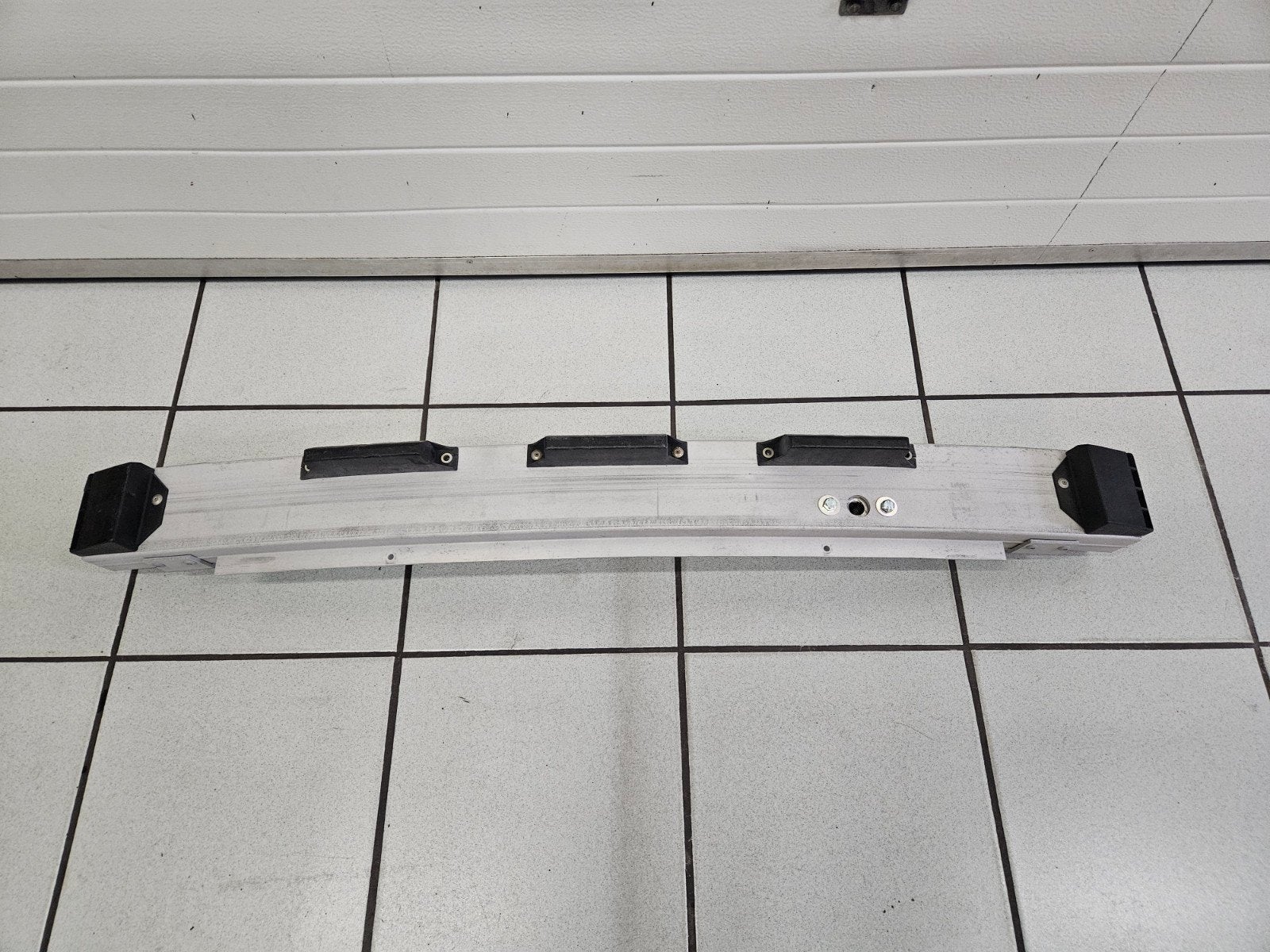 1 Traverse de Pare-Choc Arrière Porsche 964, Autos : Pièces & Accessoires, Arrière, Porsche