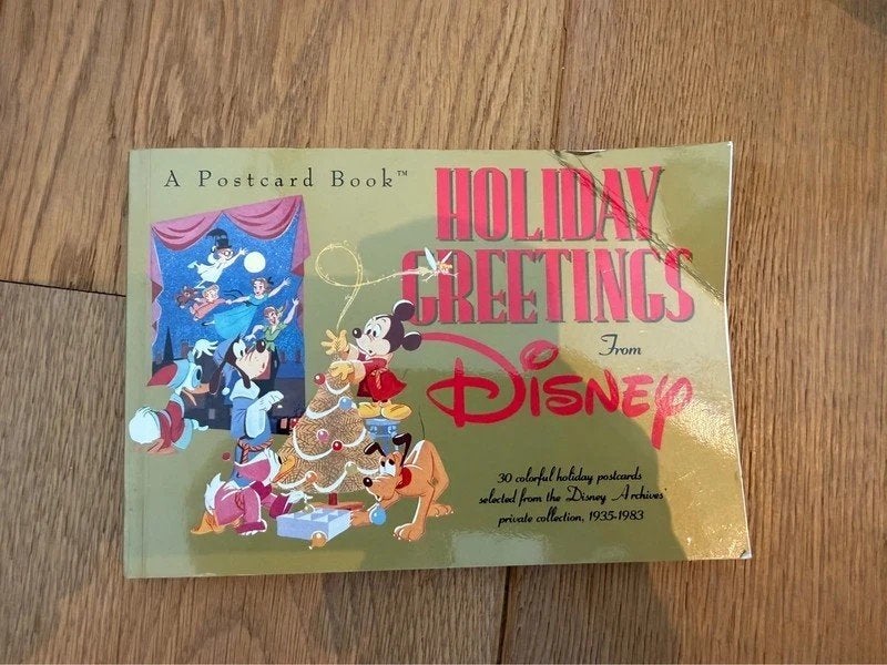 Boek 26 retro postkaarten Disney Holiday Greetings 1991, Verzamelen, Ophalen of Verzenden, Mickey Mouse, Gebruikt, Papier, Kaart of Schrift