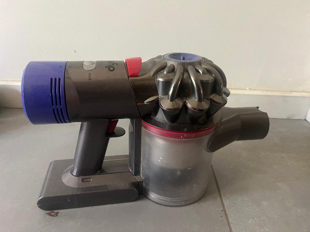 Dyson V8 absoluta, Elektronische apparatuur, Ophalen, Gebruikt, Stofzuiger, Minder dan 1200 watt