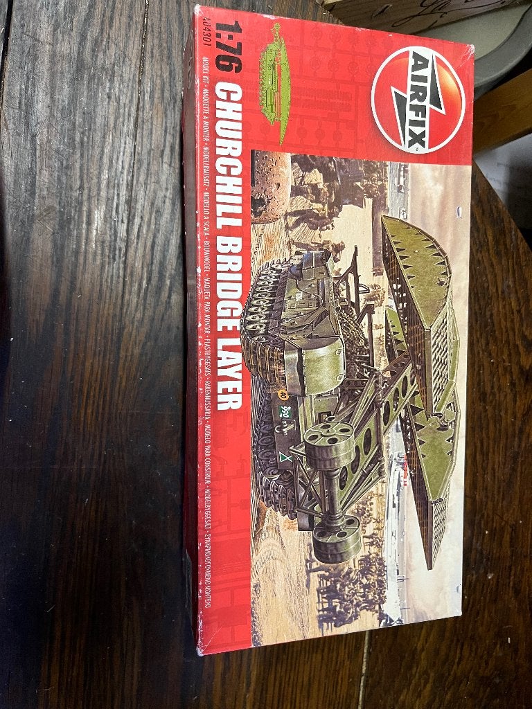 AIRFIX Churchill bruglaag 1/76 model, Ophalen of Verzenden, Airfix