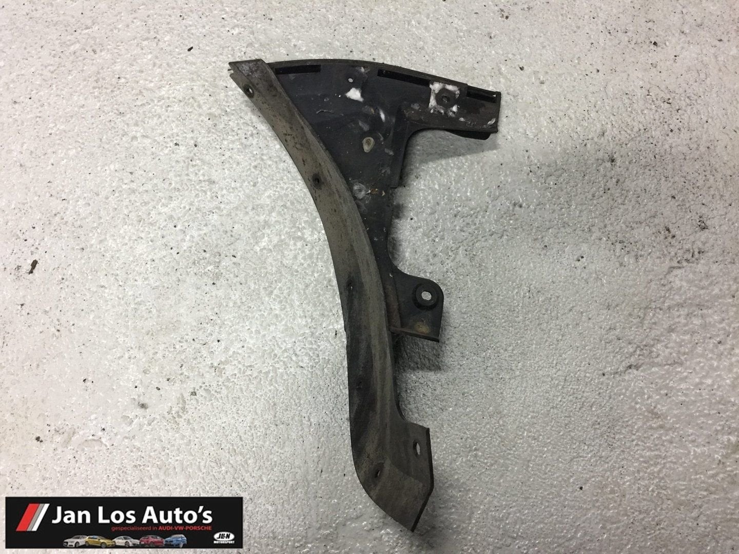 Bumpersteun achter rechts Audi A3 S3 8L ('96-'03) 8L9807378C, -, Audi, Utilisé, -
