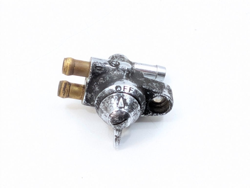 BENZINE KRAAN Suzuki VS 1400 Intruder (VS1400) (01-1970/-), Motoren, Suzuki Deutschland GmbH, Gebruikt, Kontakt@suzuki.de, Suzuki-Allee 7
64625  Bensheim, DE