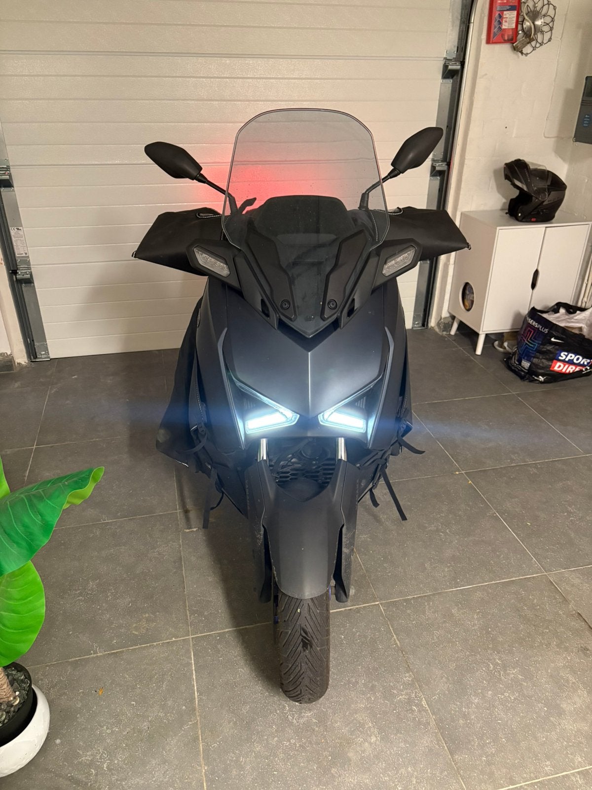 Yamaha xmax 125cc, Motoren, Ophalen, Gebruikt