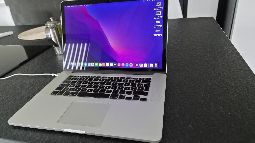 Macbook Pro 15 inch Retina mid 2014, Gebruikt, 2 tot 3 Ghz, 15 inch, 512 GB