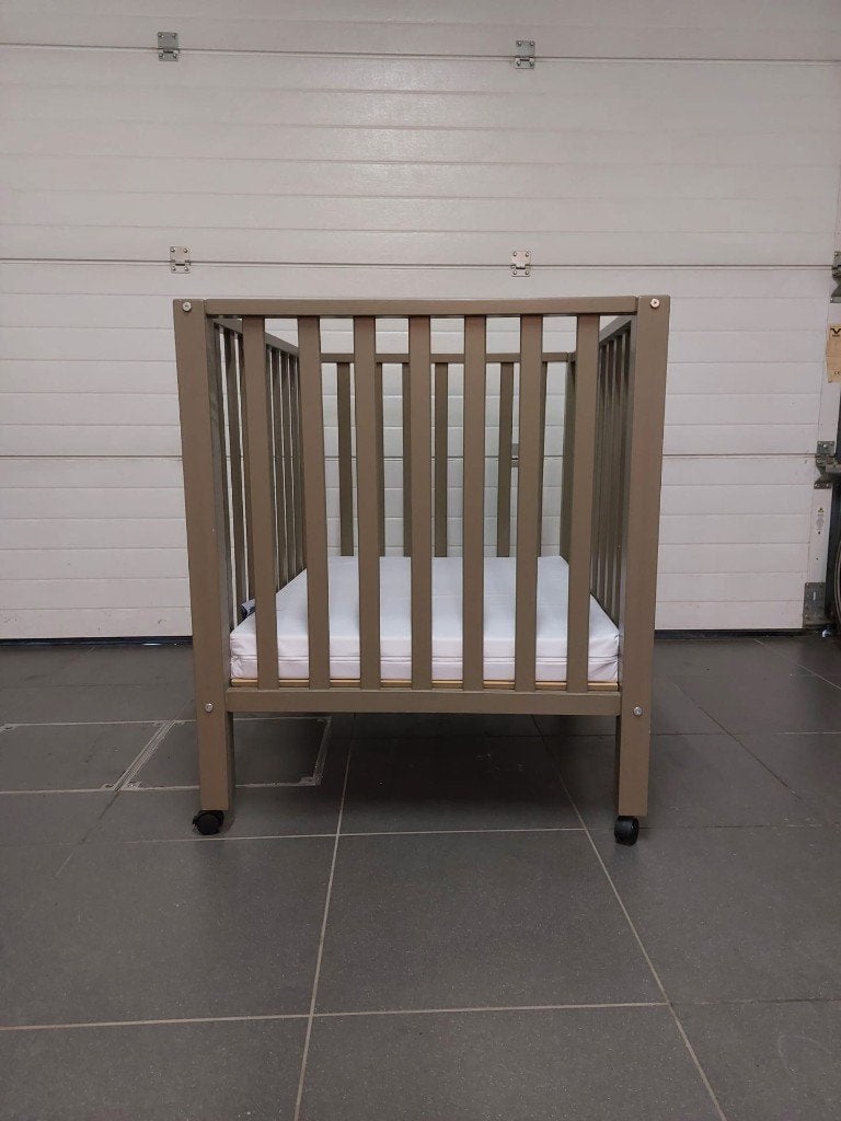 Babypark, Kinderen en Baby's, Babyparken, Ophalen, Zo goed als nieuw, Vierkant, In hoogte verstelbaar