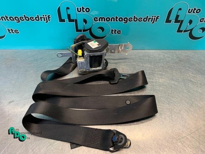 Ceinture de sécurité avant droite d'un Suzuki Wagon R+ (Wa, -, 3 mois de garantie, Utilisé, -