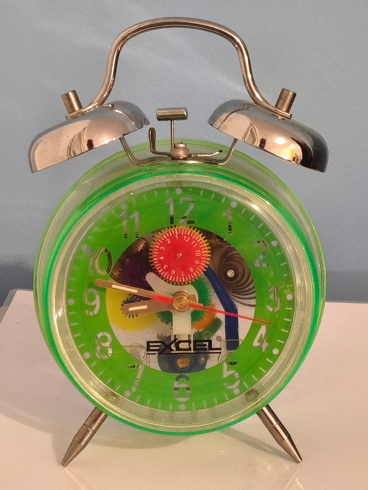 Ancien réveil mécanique Excel vert fluo transparent, Envoi, Comme neuf, Analogique