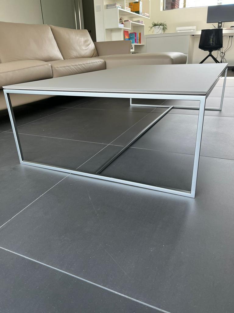 Table basse LEVO, 100 à 150 cm, Moins de 50 cm, Comme neuf, Verre