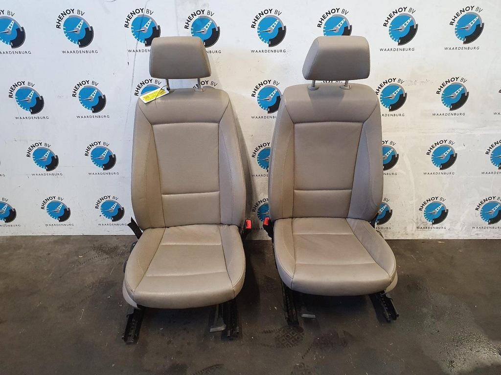 BMW 1 SERIES E87LCI 118d Corp. High Exec  INTERIEUR COMPLEET, Ophalen of Verzenden, Gebruikt, ARN erkend