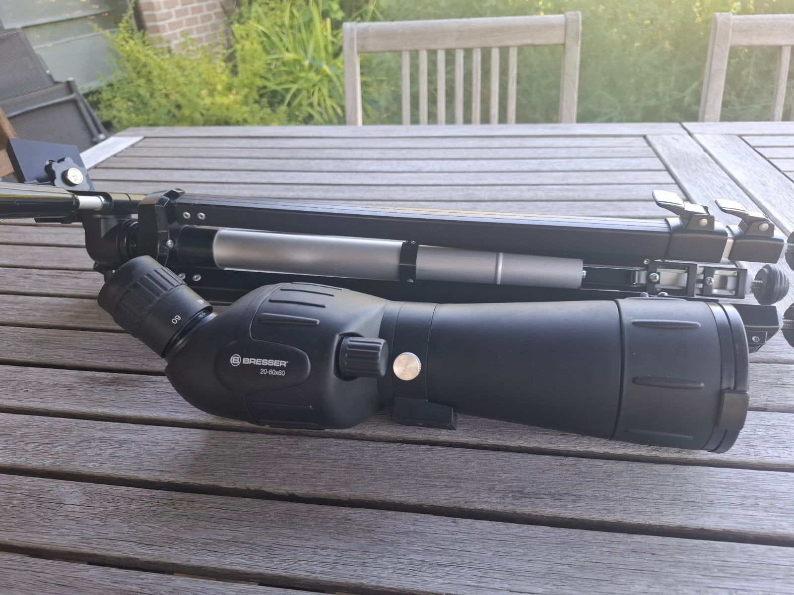 Spotting Scope Bresser 20-60x60, Audio, Tv en Foto, Optische apparatuur | Telescopen, Ophalen, Lenzentelescoop (refractor), Met statief