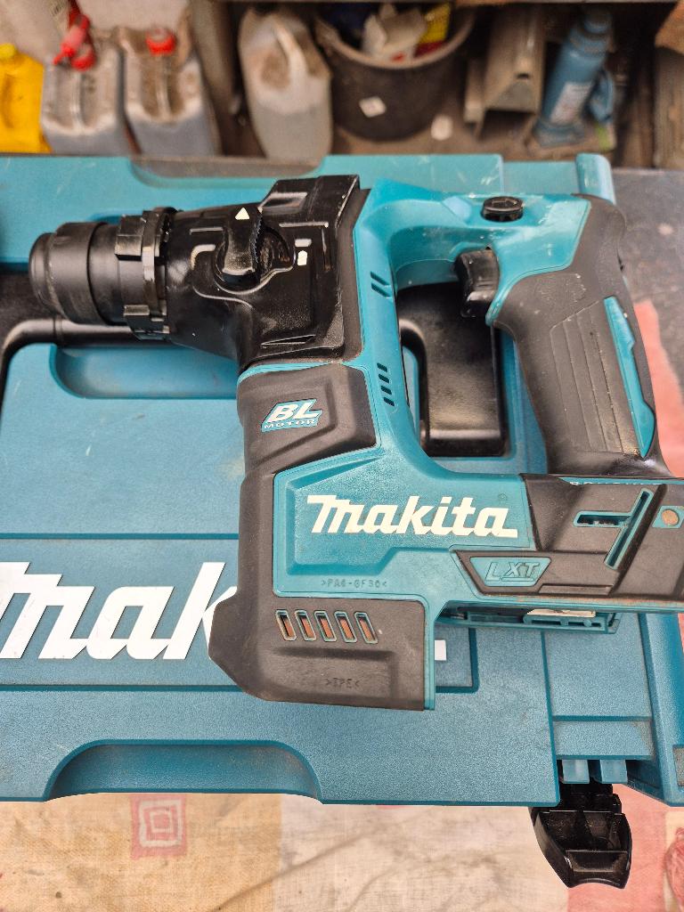 Makita 18v accu machine's +- 4 stuks TOPSTAAT, Ophalen, Zo goed als nieuw
