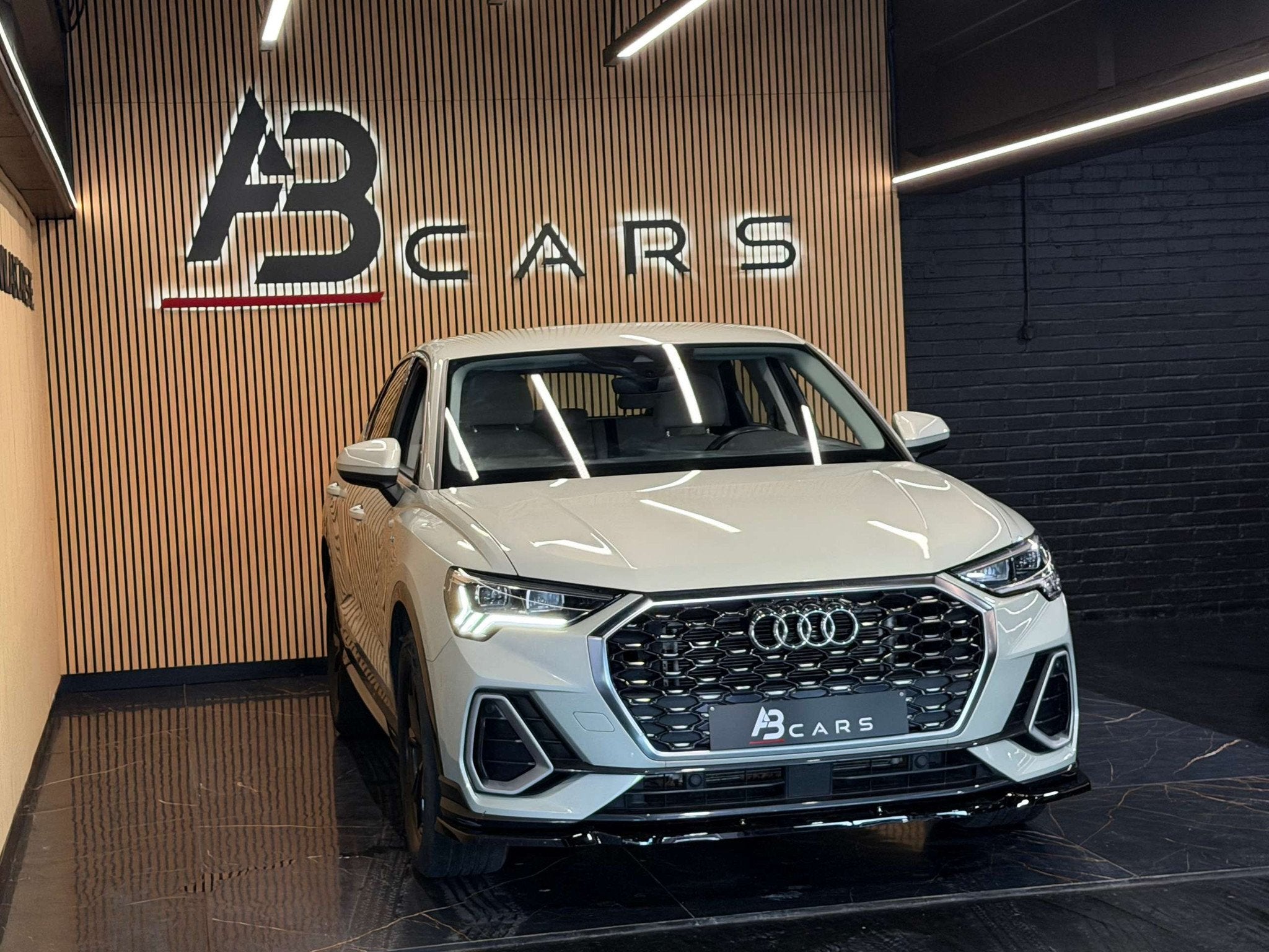 Audi Q3 SPORTBACK 35TFSI S LINE S TRONIC * GARANTIE 12 MOIS, Auto's, Audi, Automaat, 110 kW, 4 cilinders, Leder